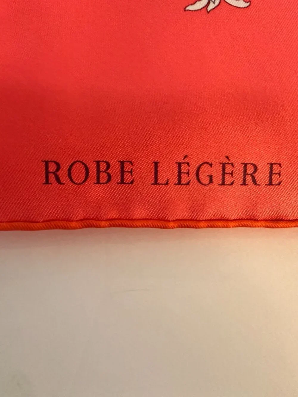 Hermès Robe Légère 90 Silk Scarf in Pink Rose
